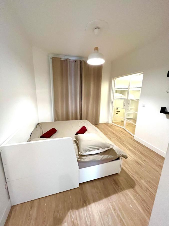 Large Haussmanian Appartment In The Heart Of Nice Exterior photo